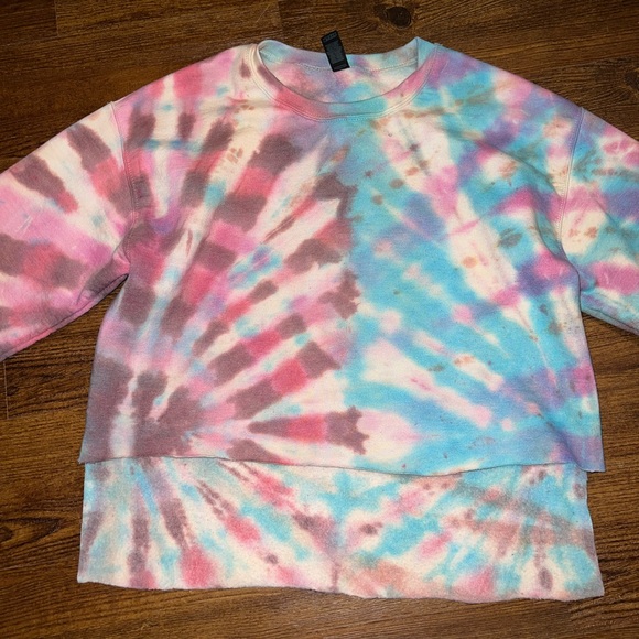 Gildan Tie-Dye Crop High Low Crewneck Long Wide Sleeve Sweatshirt Size M - Picture 8 of 11